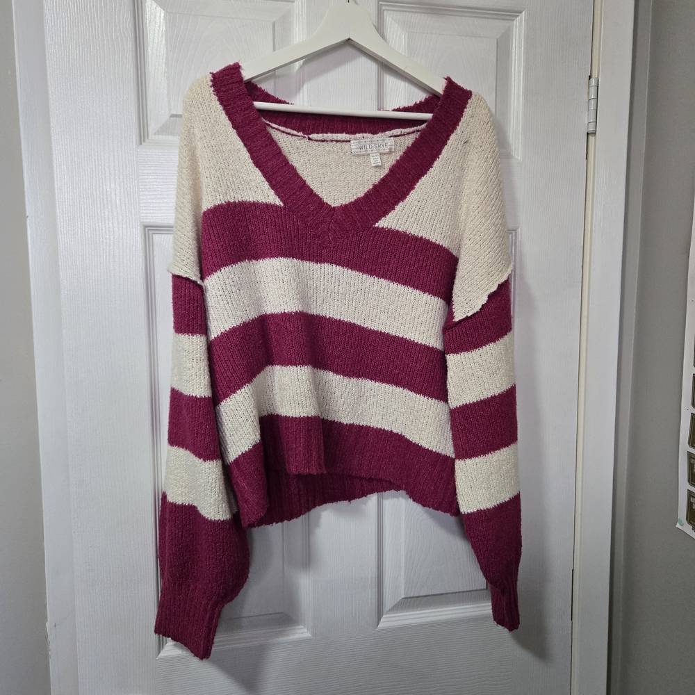 Chic Striped V-Neck Sweater - Pink and Cream